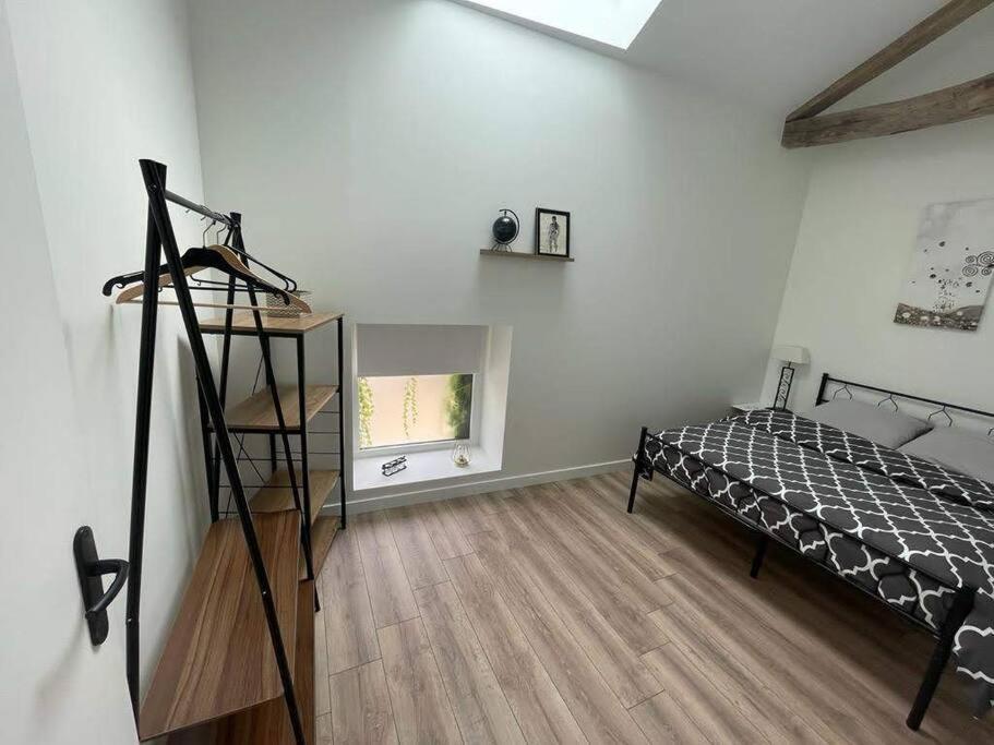Gite De Charme - 3 Chambres, 5 Lits - De 4 A 7 Personnes Avanton Eksteriør bilde