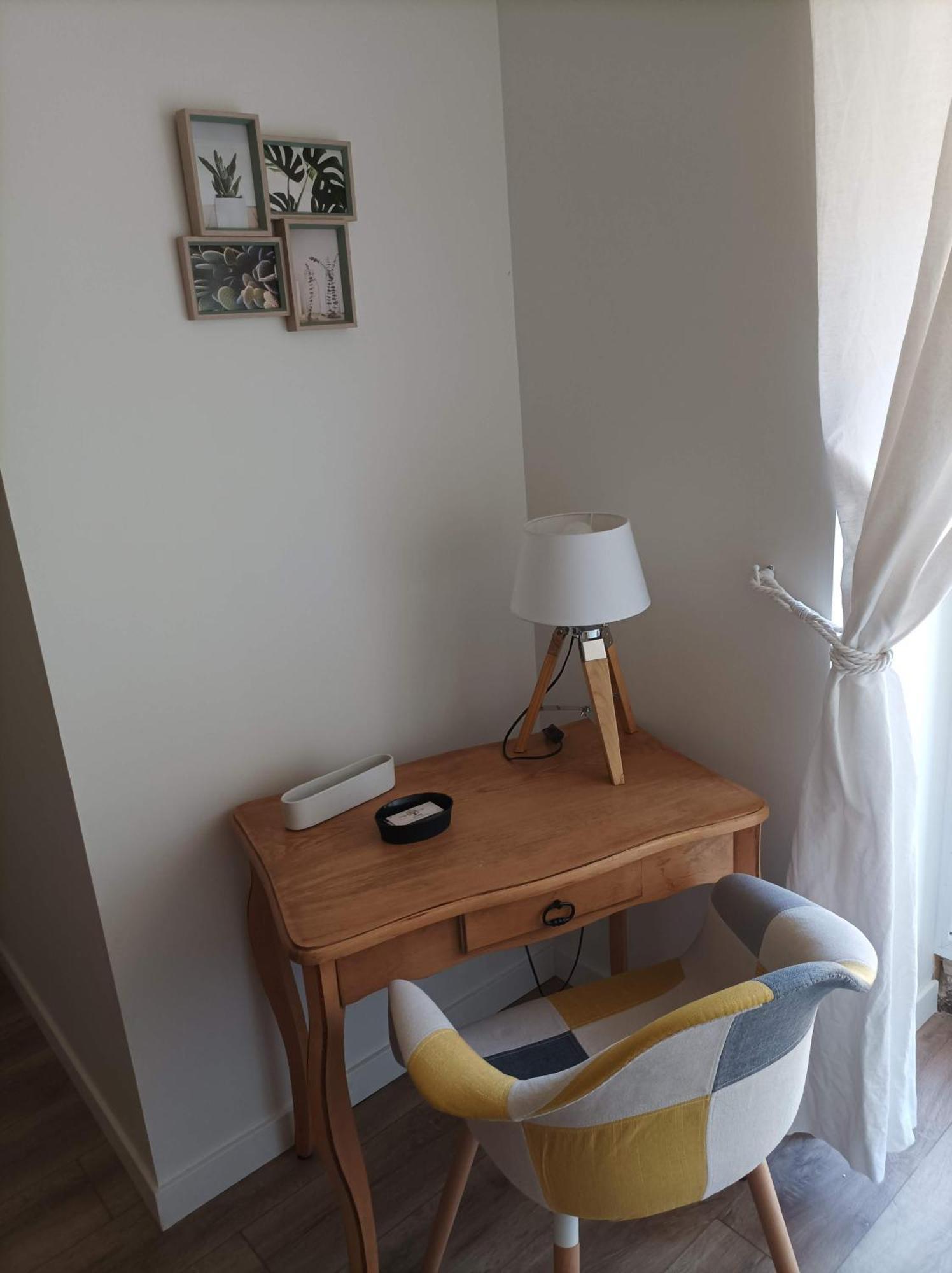 Gite De Charme - 3 Chambres, 5 Lits - De 4 A 7 Personnes Avanton Eksteriør bilde